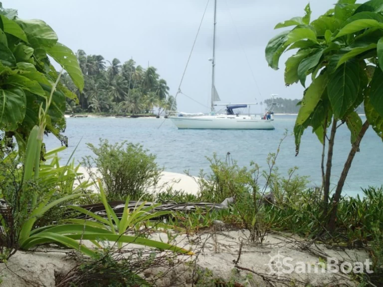 Uthyrning Segelbåt  Moody med en båtlicens 