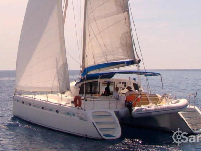 Hyra Katamaran  med eller utan skeppare Fountaine Pajot Berre-l'Étang 