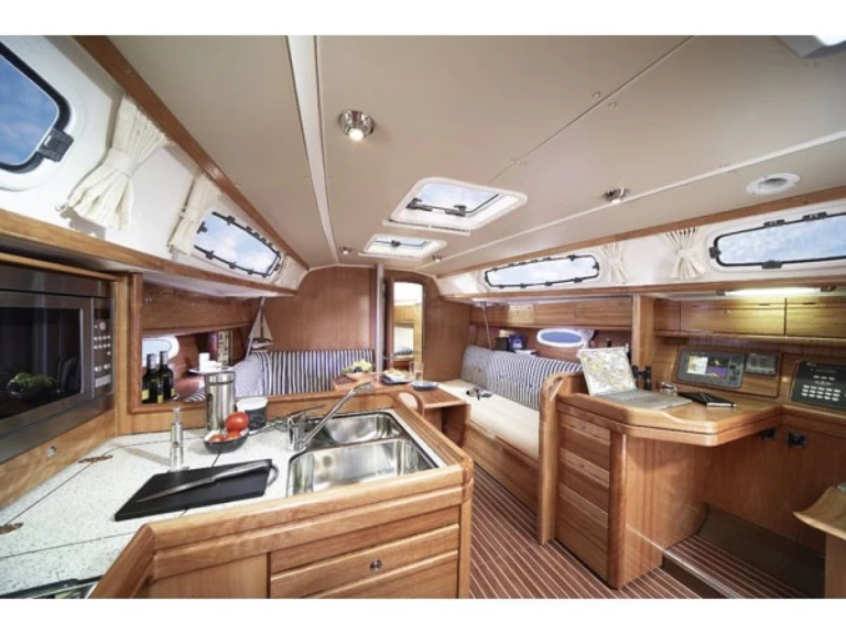 Yacht charter Gouvia billig Cruiser 34