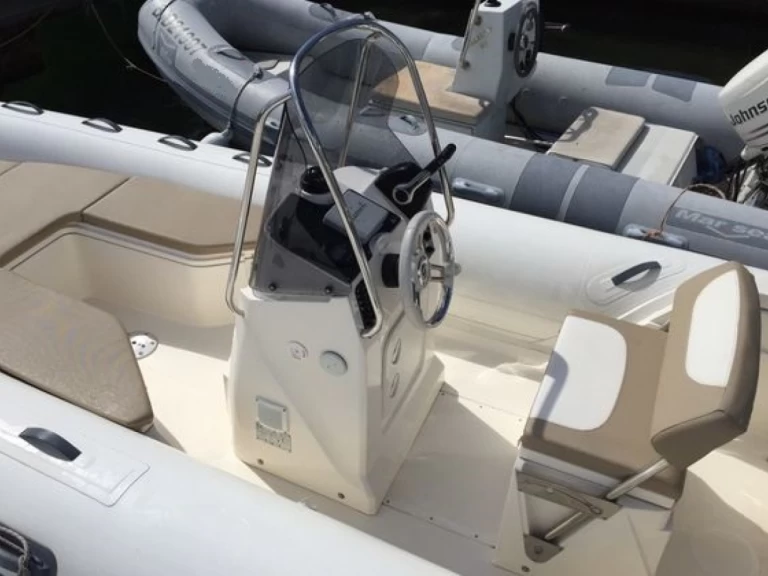Hyra RIB med eller utan skeppare Capelli Saint-Georges-de-Didonne 