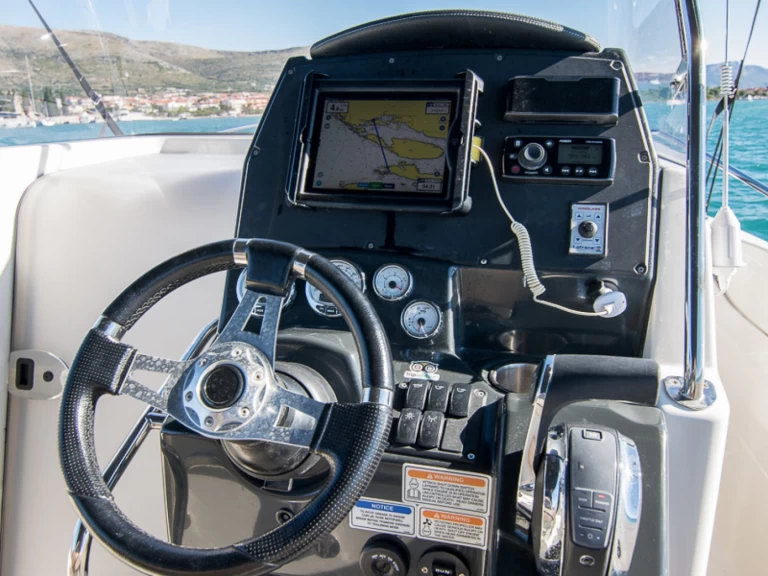 Uthyrning Trogir  - Quicksilver Activ 805 av Samboat 