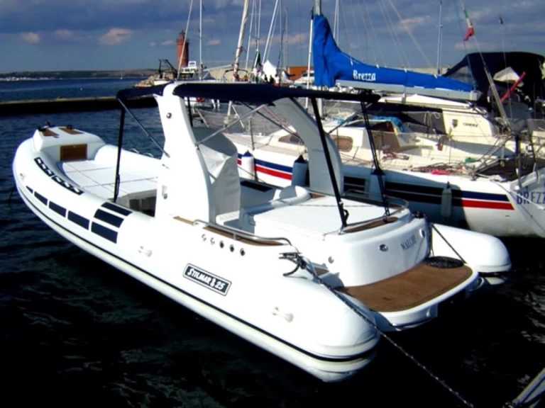 Yacht charter San Foca billig 25EFB