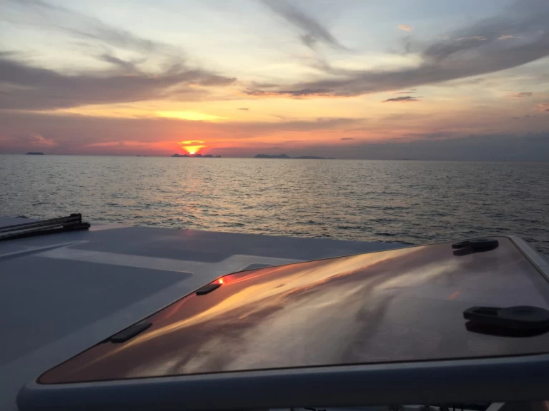 Hyra Katamaran  med eller utan skeppare Leopard Ko Phuket 