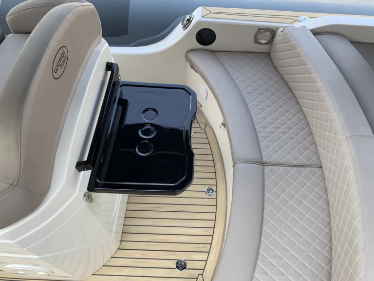 Båtuthyrning Black by 3BBB 10.0 II i Port Grimaud på Samboat 