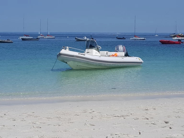 Yacht charter La Forêt-Fouesnant billig Pro Open