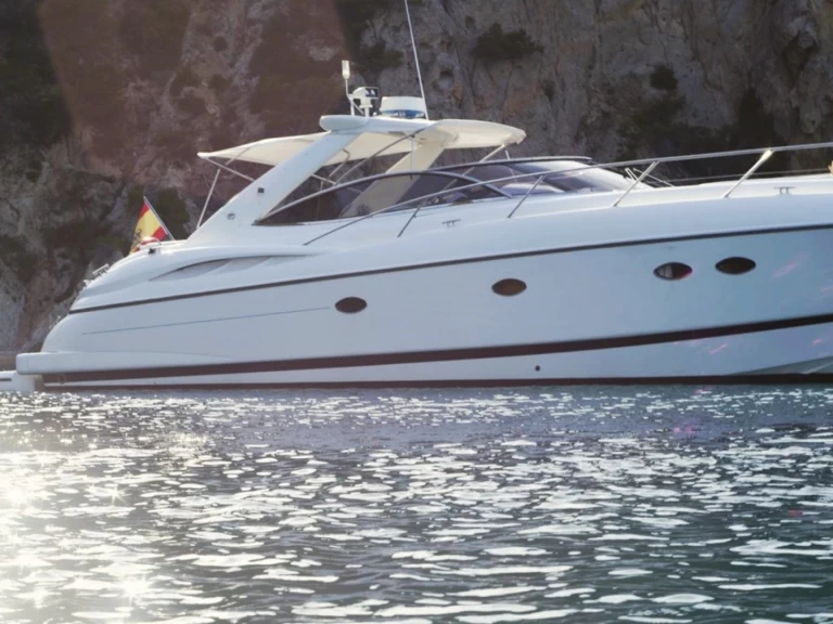 Båtuthyrning Sunseeker Predator 56 i Mahon på Samboat 