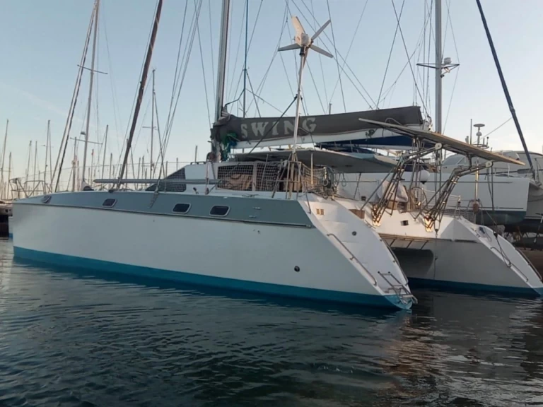 Jeantot-Marine Privilege 45 charter bareboat eller skeppad i La Ciotat
