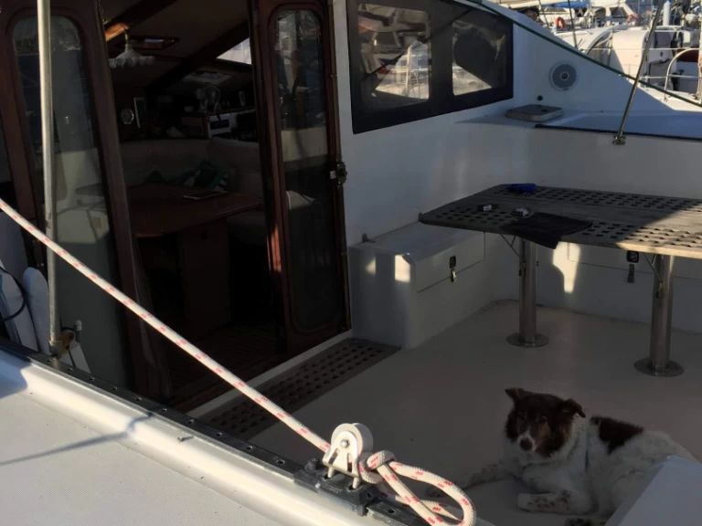Jeantot-Marine Privilege 45 charter bareboat eller skeppad i La Ciotat