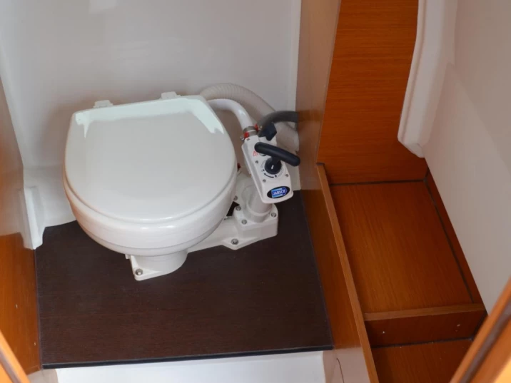 Yacht charter Novi Vinodolski billig Cap Camarat 755 WA