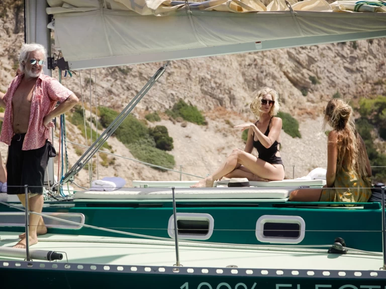 Uthyrning Segelbåt  Fortuna med en båtlicens 