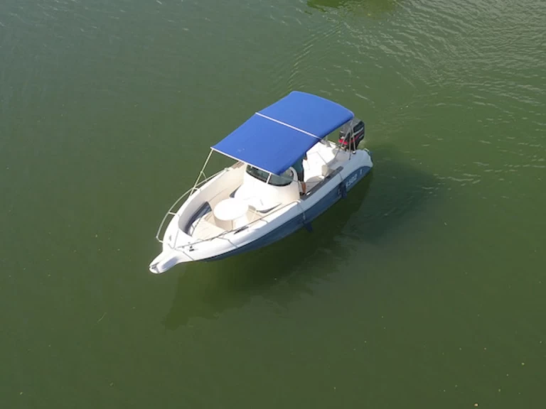 Quicksilver Quicksilver 630 Open charter bareboat eller skeppad i Mâcon
