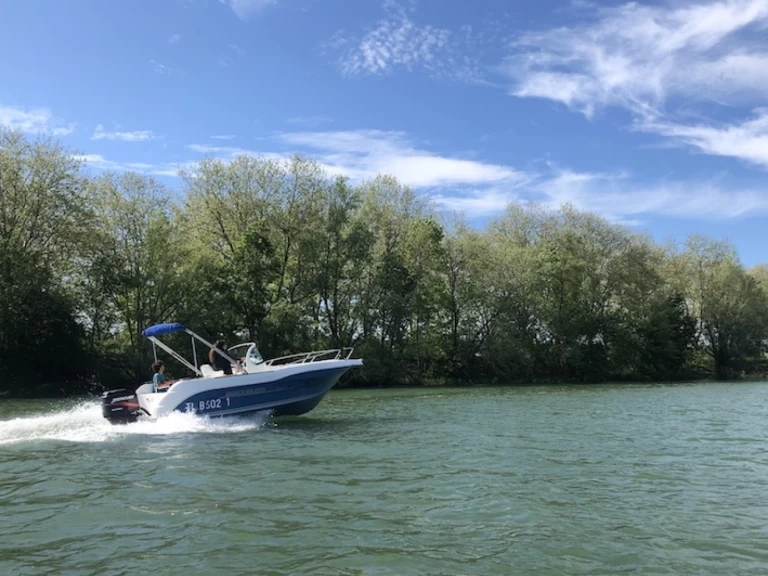 Yacht charter Mâcon billig Quicksilver 630 Open