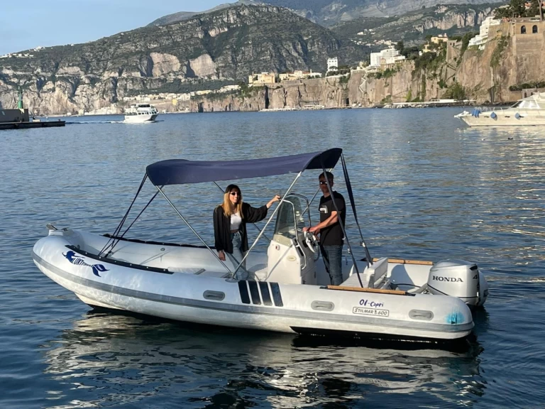 RIB för uthyrning Sorrento till det bästa priset 