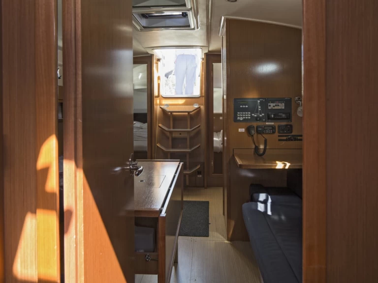 Yacht charter Lidingö billig Cruiser 36