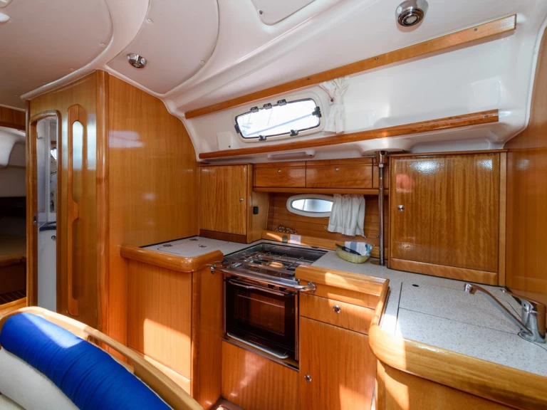 Båtuthyrning Bavaria Bavaria 42 Cruiser i Trogir  på Samboat 