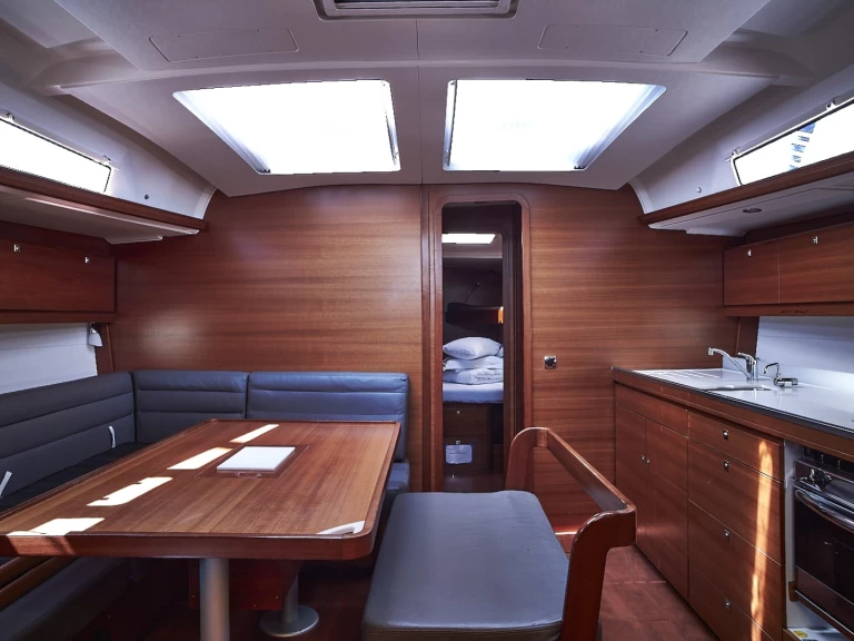 Hyra Segelbåt  med eller utan skeppare Dufour Biograd Na Moru 