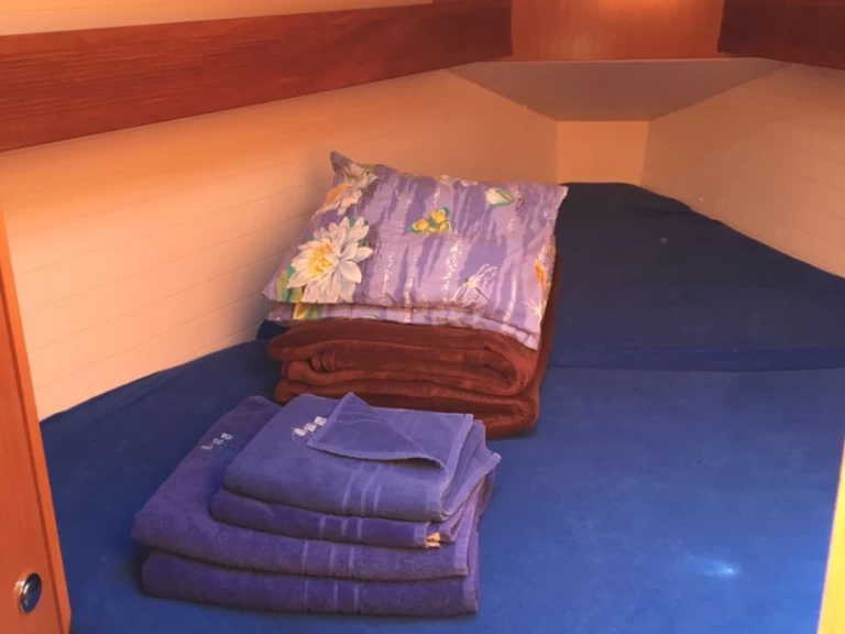 Hyra Segelbåt  med eller utan skeppare Bavaria Vrsar 