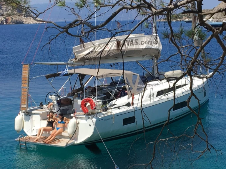 Uthyrning Alimos - Bénéteau Oceanis 46.1 av Samboat 