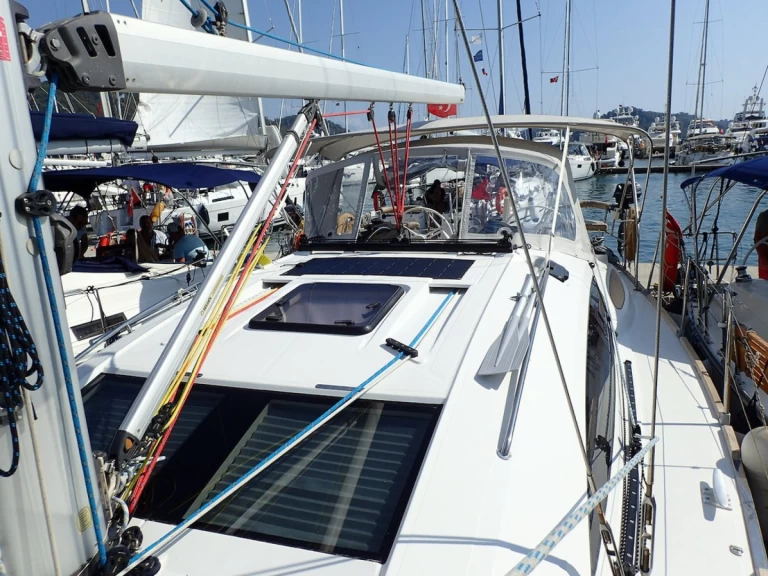 Elan Impression 444 charter bareboat eller skeppad i Gocek
