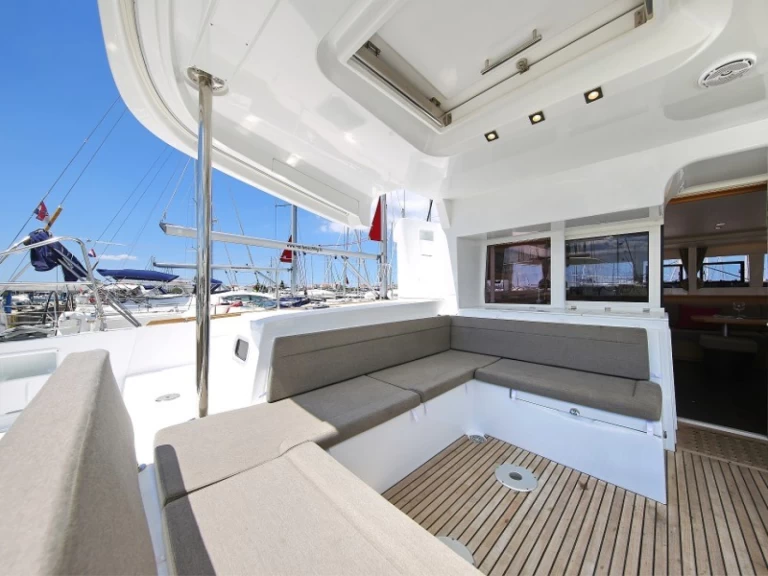 Yacht charter Pirovac billig Lagoon 450 F