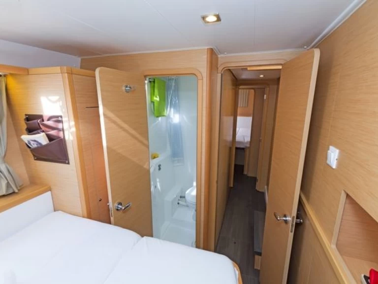 Hyr en Lagoon Lagoon 400 S2 Lavrio 