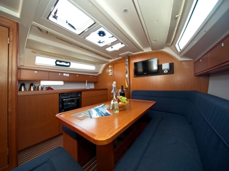 Uthyrning Murter-Kornati - Bavaria Cruiser 41 av Samboat 