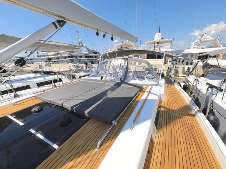 Segelbåt  för uthyrning Kaštela till det bästa priset 