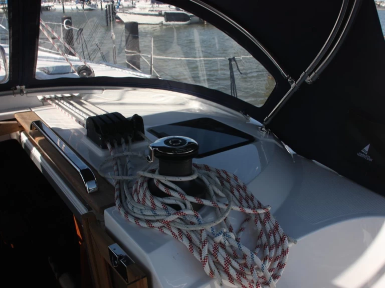 Yacht charter Lelystad billig Cruiser 46