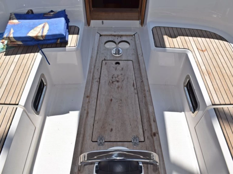 Båtuthyrning Bavaria Cruiser 46 i Zaton på Samboat 