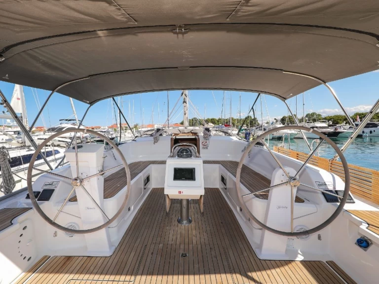 Hyra Segelbåt  med eller utan skeppare Bavaria Zadar 