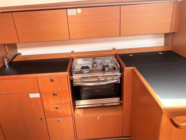 Hyra Segelbåt  med eller utan skeppare Bavaria Alimos 