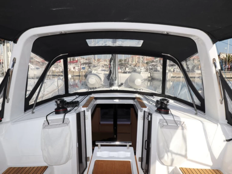 Yacht charter Biograd Na Moru billig Oceanis 38.1