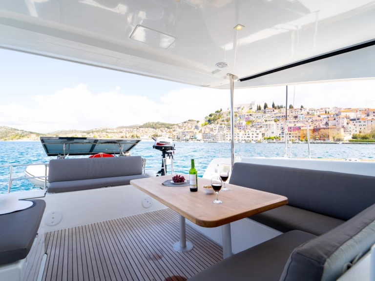 Yacht charter Šibenik  billig Lagoon 40