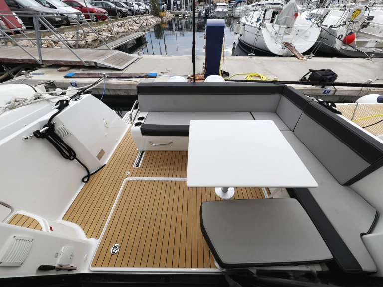 Uthyrning Motorbåt  i Biograd Na Moru - Jeanneau Merry Fisher 895