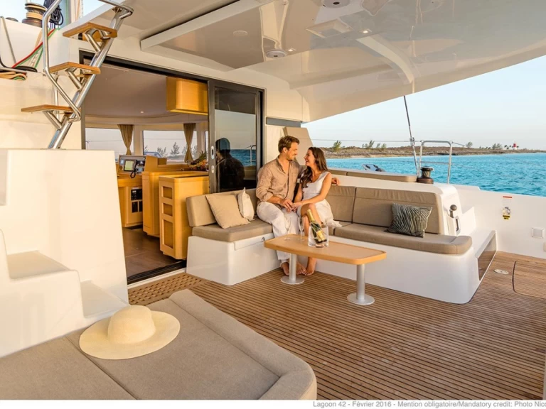 Yacht charter Šibenik  billig Lagoon 42