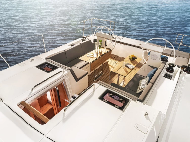 Hyra Segelbåt  med eller utan skeppare Bavaria Pula  