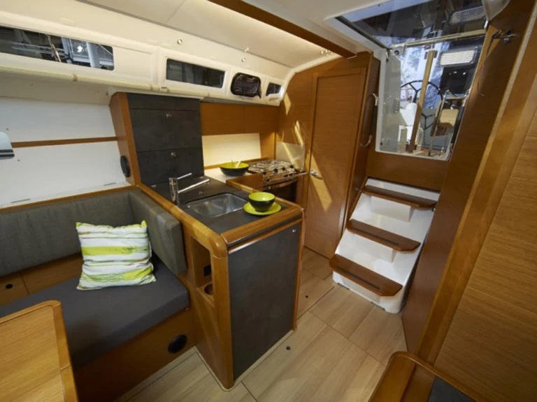 Uthyrning Segelbåt  i Zadar - Jeanneau Sun Odyssey 349