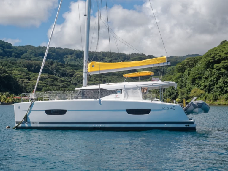 Uthyrning Katamaran  i Raiatea - Fountaine Pajot Lucia 40
