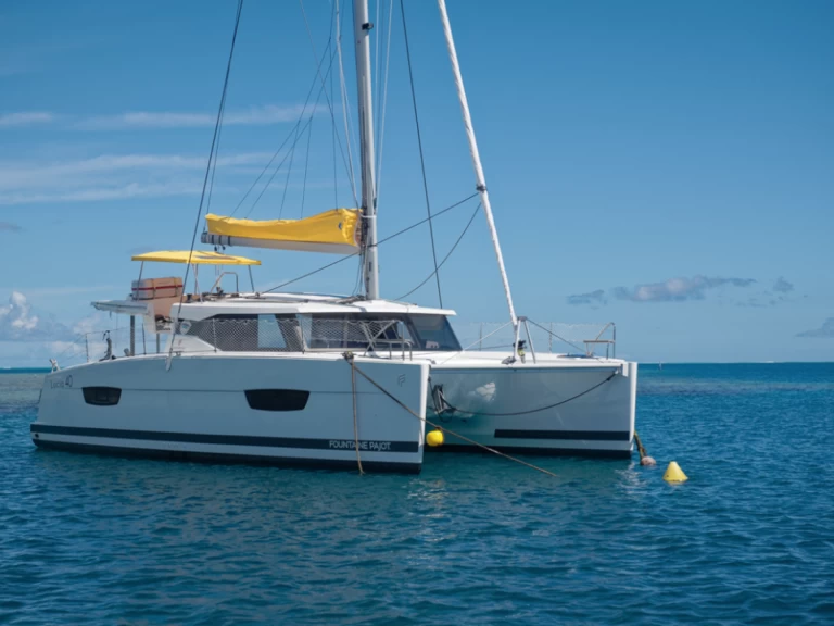 Båtuthyrning Fountaine Pajot Lucia 40 i Raiatea på Samboat 