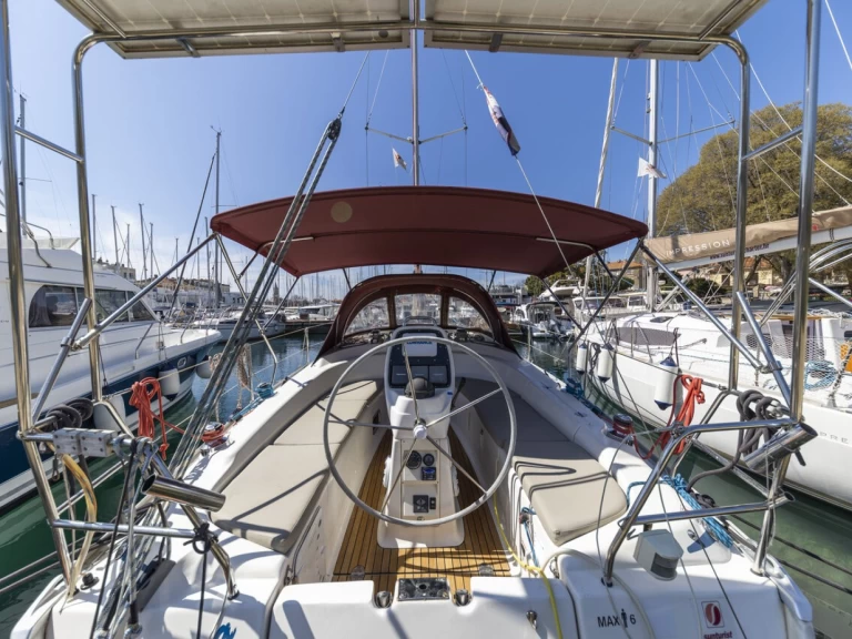 Uthyrning Segelbåt  i Zadar - Bavaria Bavaria 34 Cruiser - 2 cab.