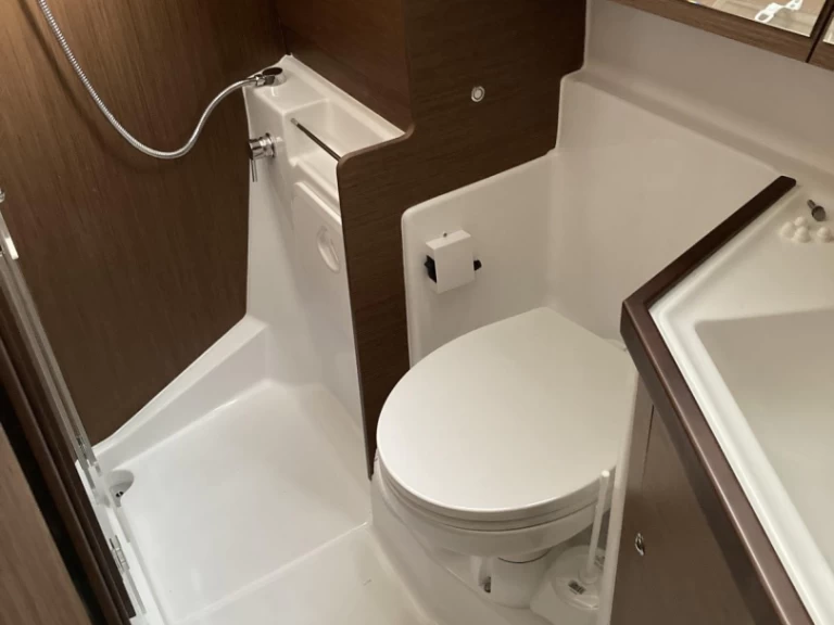 Uthyrning Alimos - Bénéteau Oceanis 40.1 av Samboat 