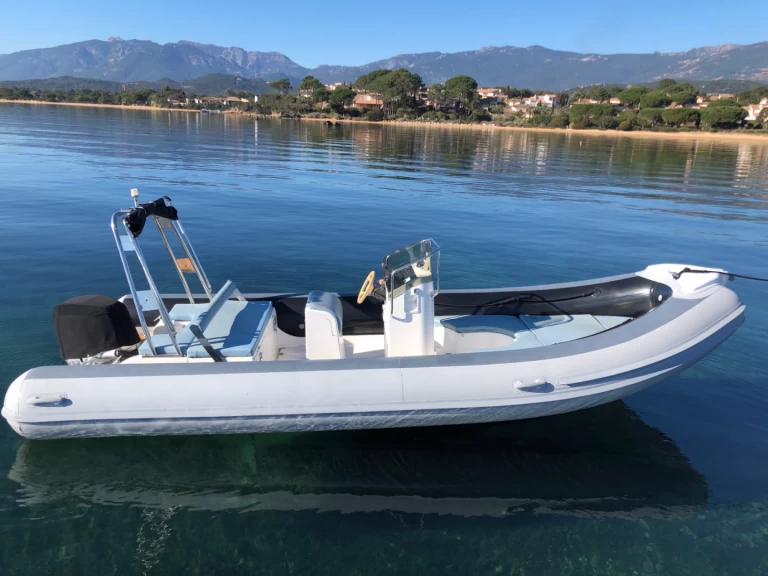 Hyra RIB med eller utan skeppare Master Porto-Vecchio 