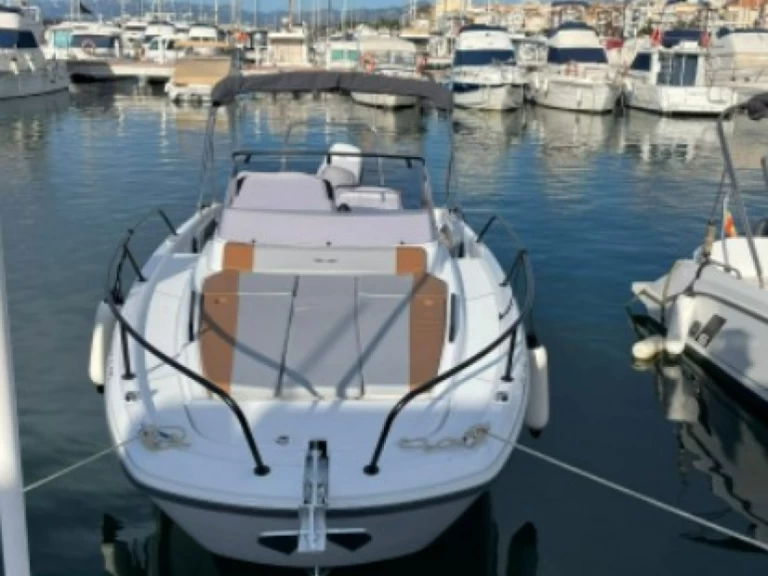 Hyra Motorbåt  med eller utan skeppare Bénéteau Port de Cambrils 