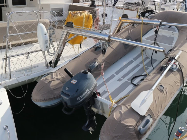 Yacht charter Palma de Mallorca billig Lagoon 450 Sport Top