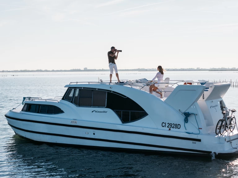 Uthyrning Casale sul Sile - Houseboat Holidays Italia Minuetto 6+ av Samboat 