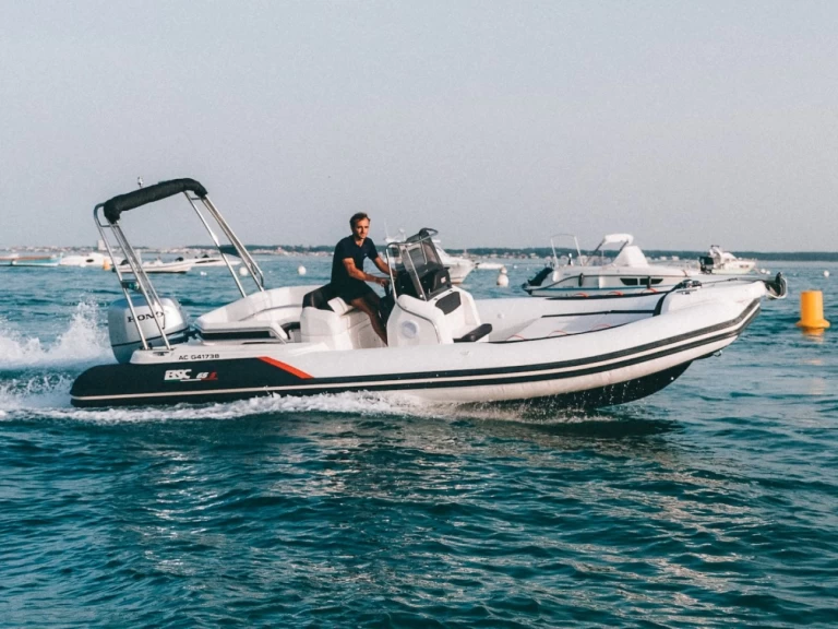 Yacht charter Grand Piquey billig BSC 65