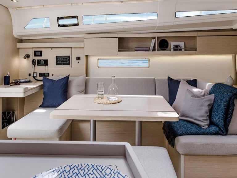 Yacht charter Kos  billig Oceanis 40.1