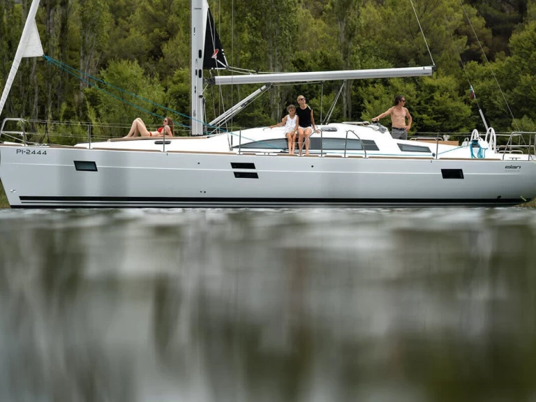 Hyra Segelbåt  med eller utan skeppare Elan Biograd Na Moru 