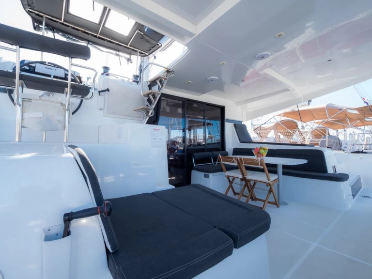 Uthyrning Katamaran  i Biograd Na Moru - Lagoon Lagoon 42