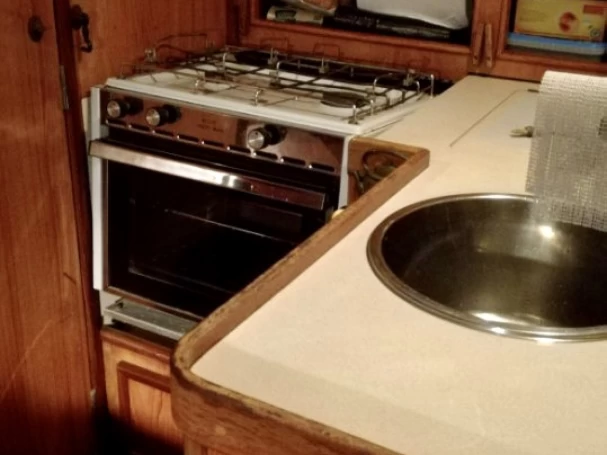 Hyra Segelbåt  med eller utan skeppare Jeanneau Marseille 